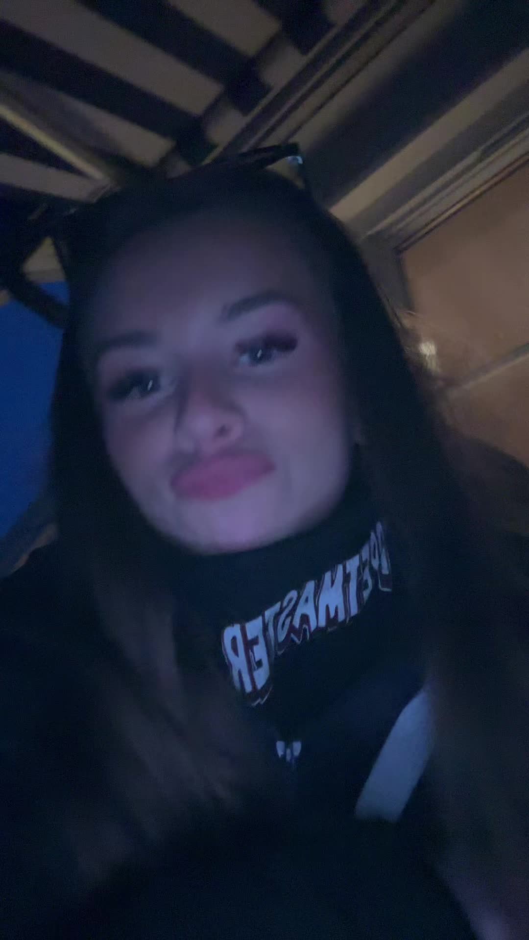 @annikenlois
