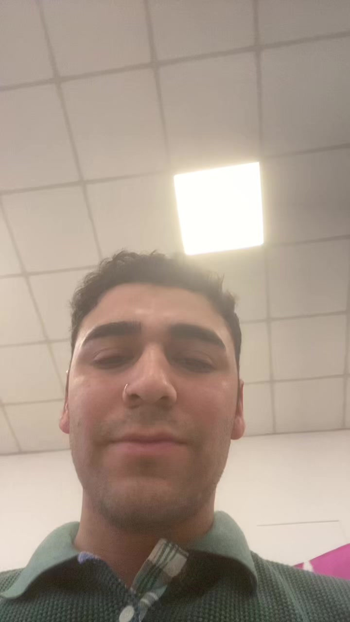 @JulianZ