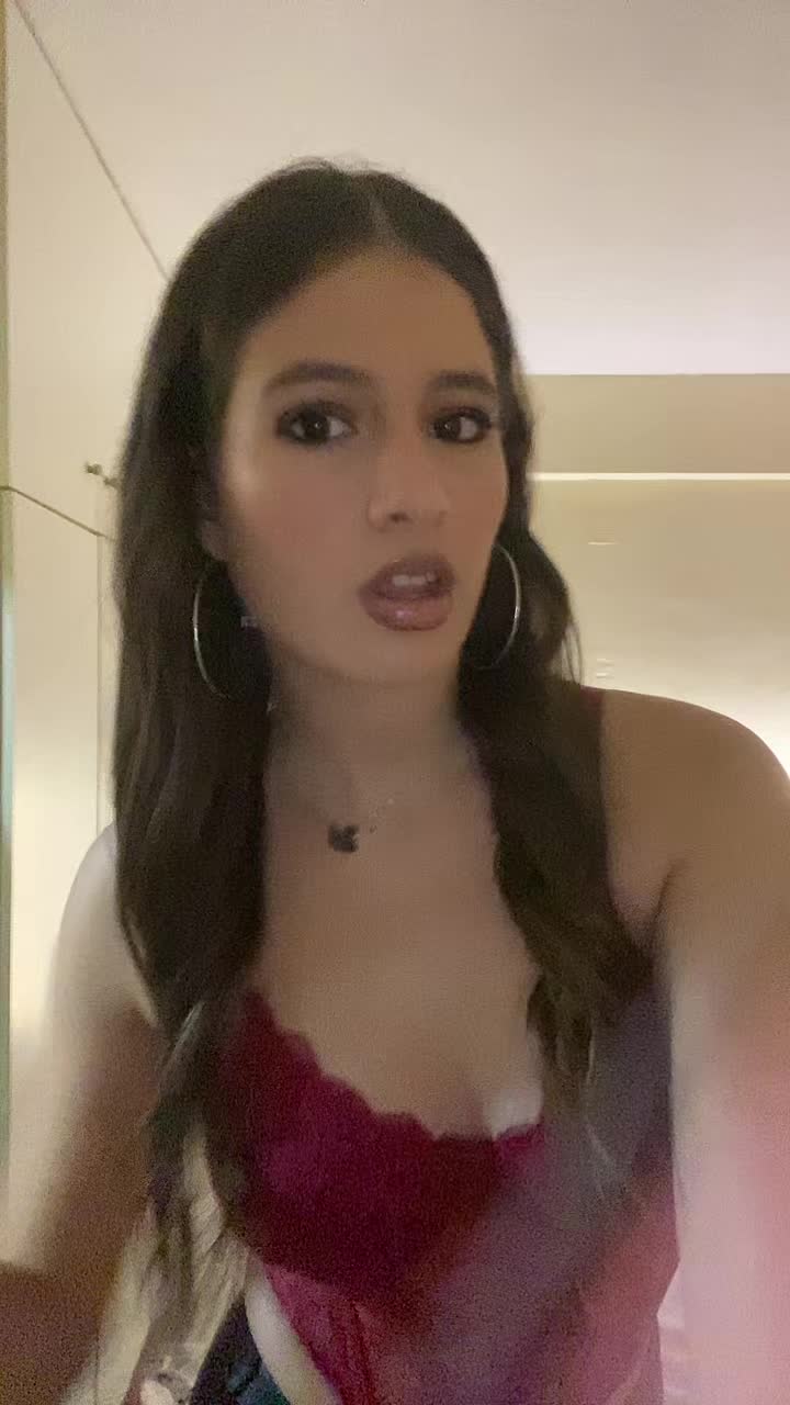 @Valia