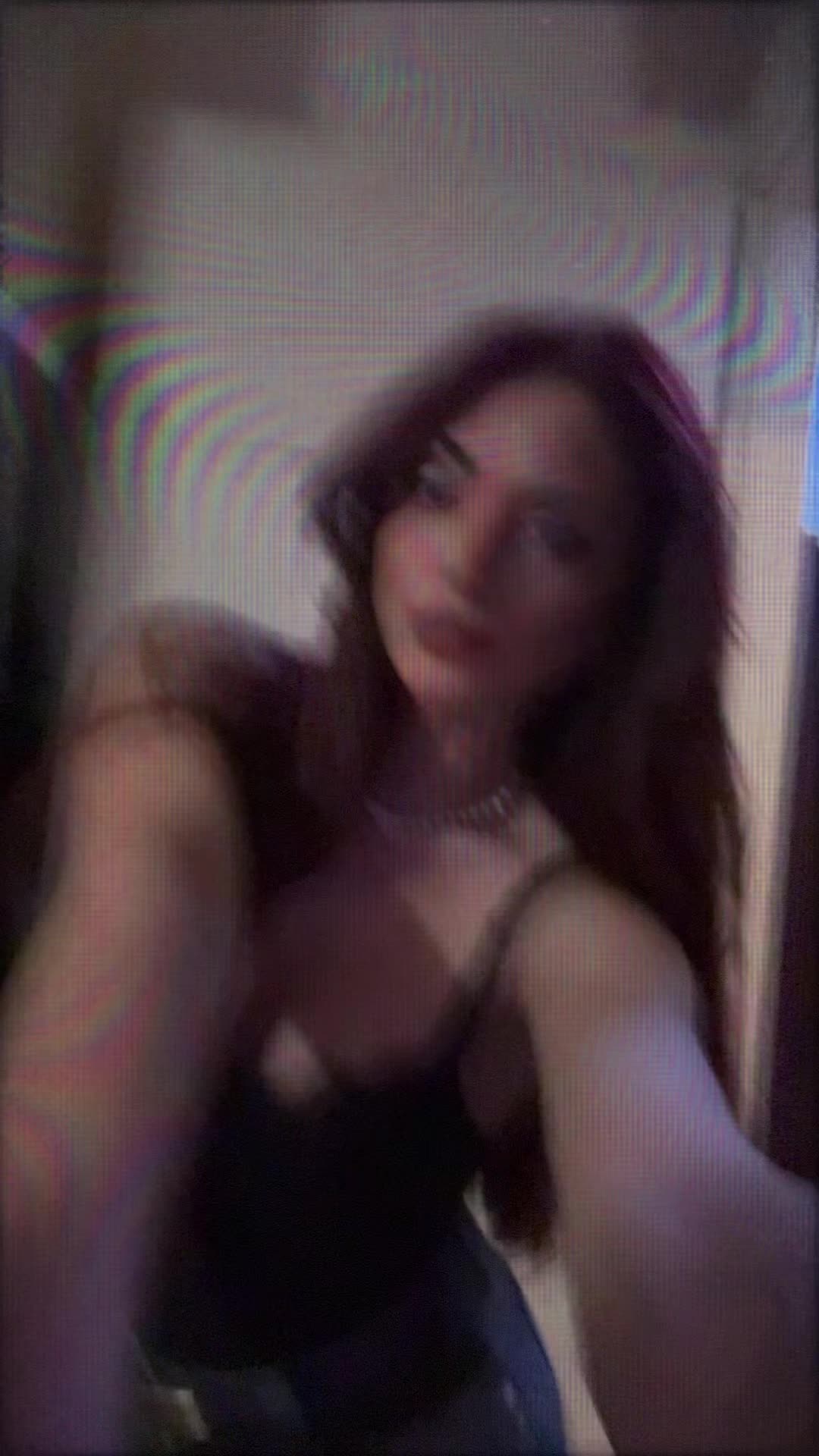 @Sara🤡