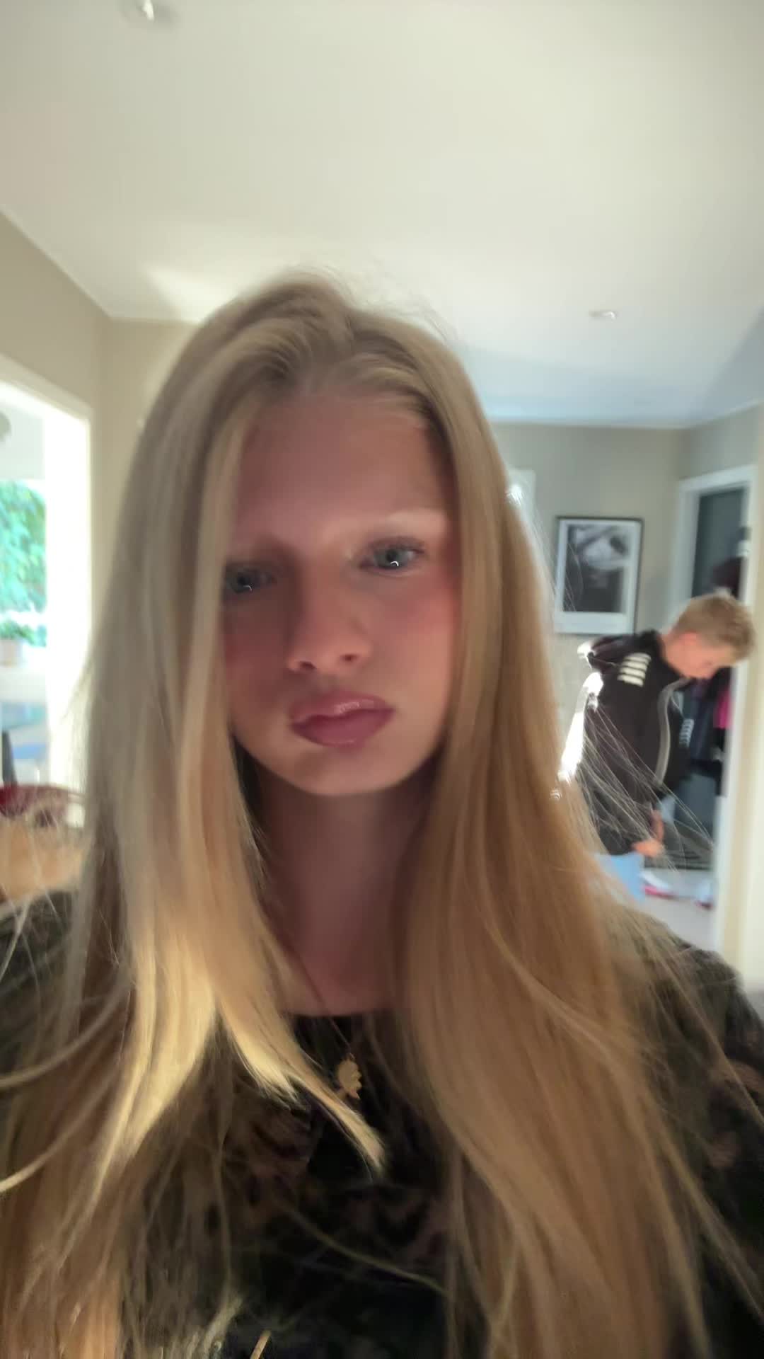 @Isaaa🌟👸💞