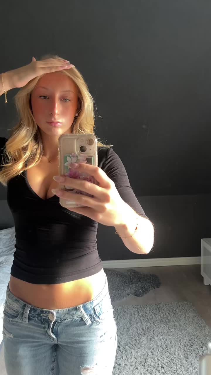 @Lovisaspam😘😉