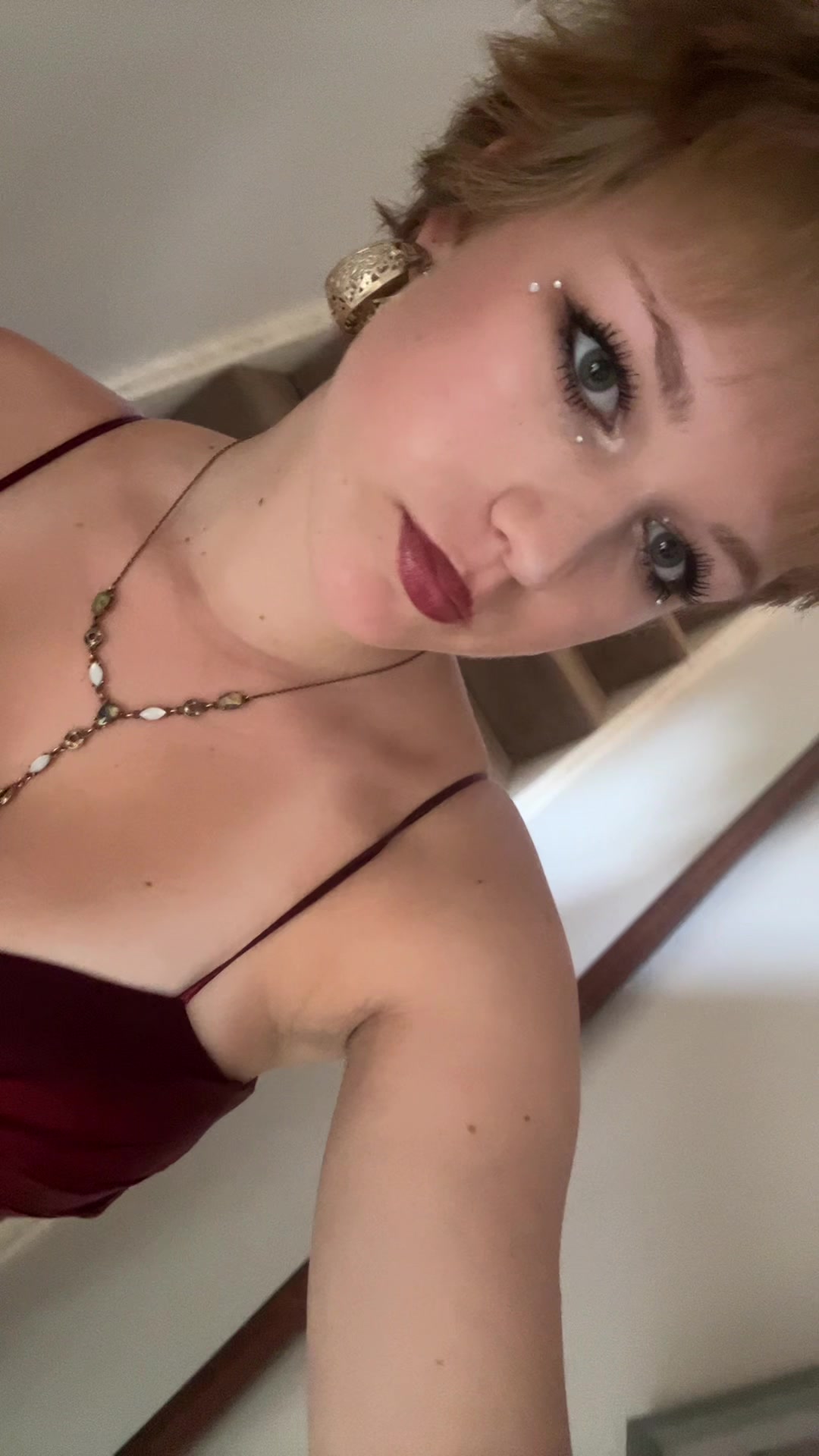 @🦖