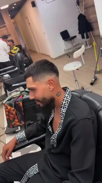 @𝐌𝐚𝐫𝐮 𝐆𝐚𝐠𝐢𝐜𝐚𝐫𝐮𝐥 💎