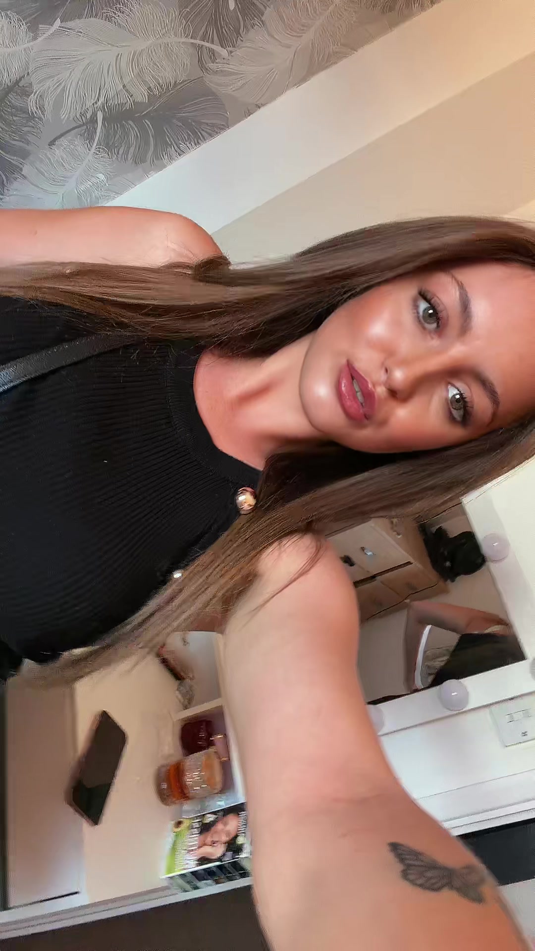 @LaceyMarie🩷