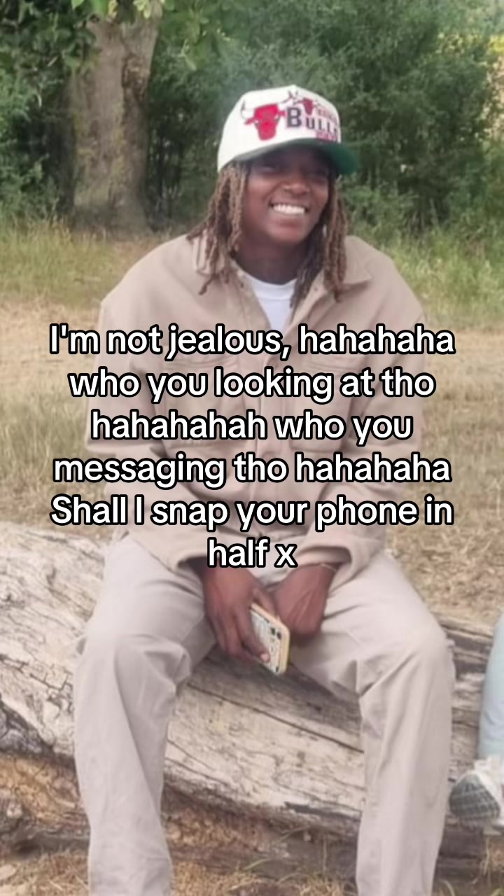 @C H E Z