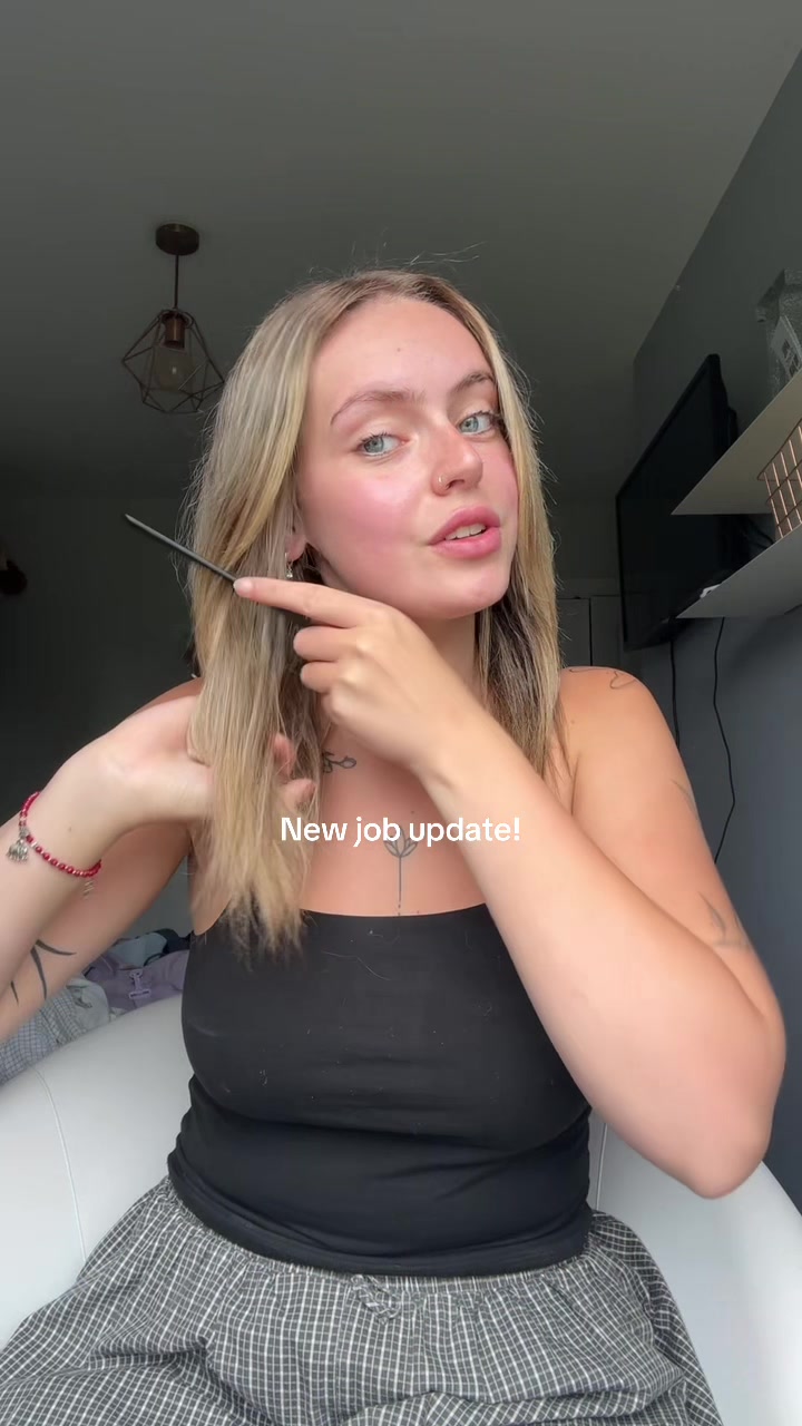 @Leah Violet