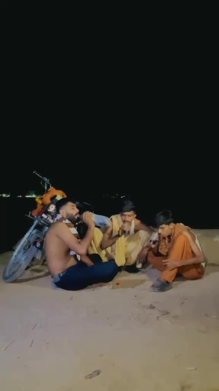 @😂 ملتانی ٹوپی باز 🤪