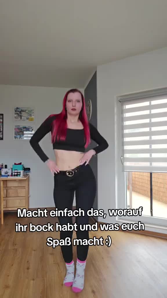 @hello_Sarah