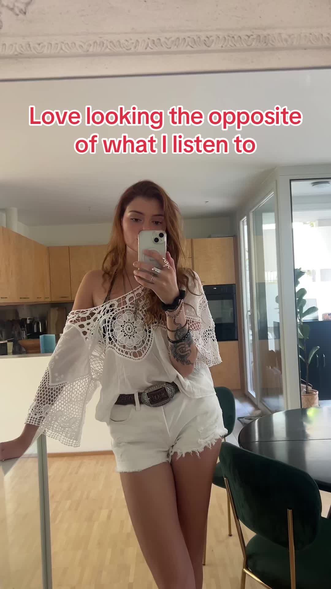 @Lara Caja
