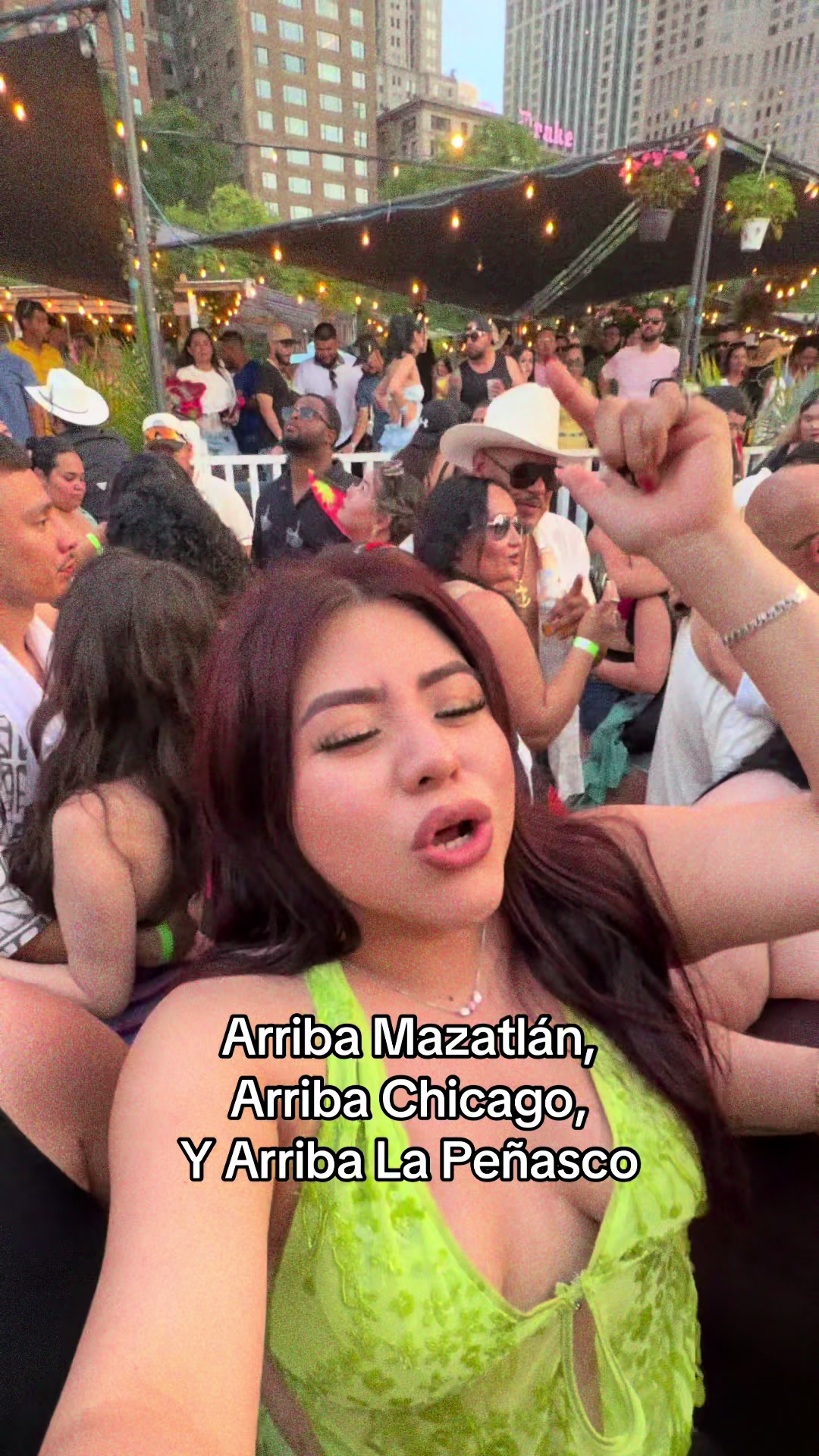 @Laura Sarah&iacute;