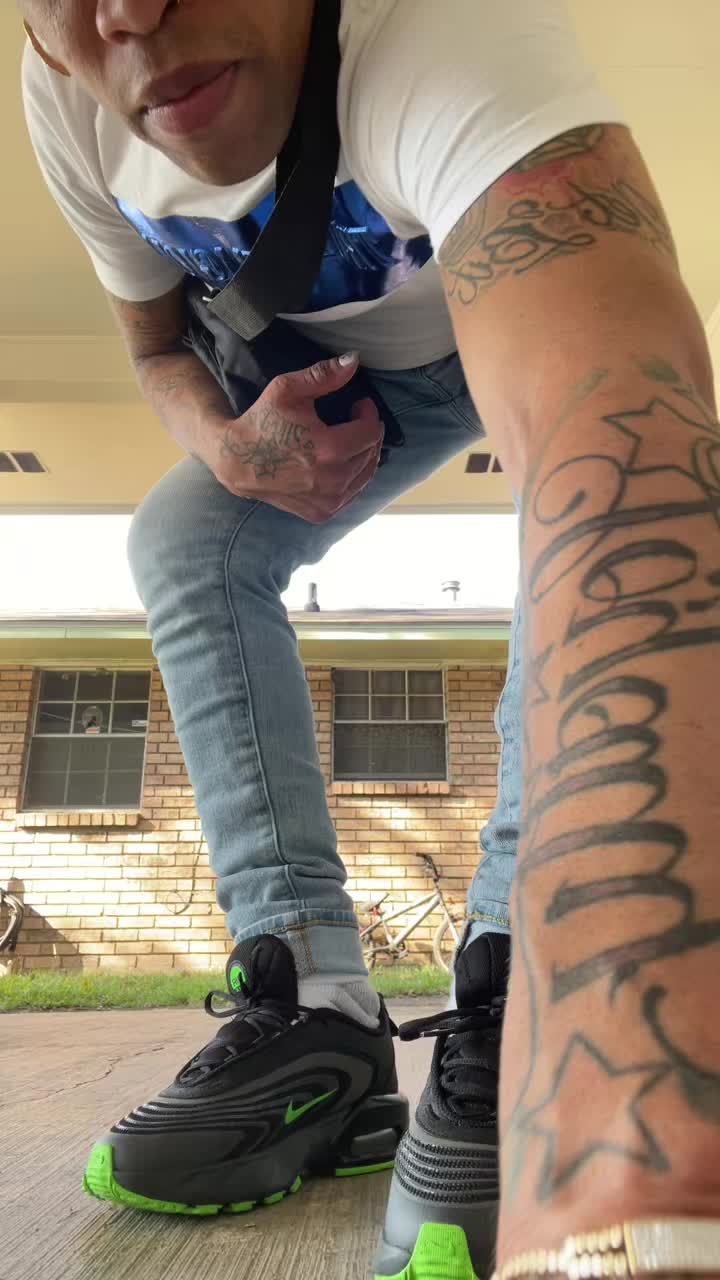 @MukkieLeee
