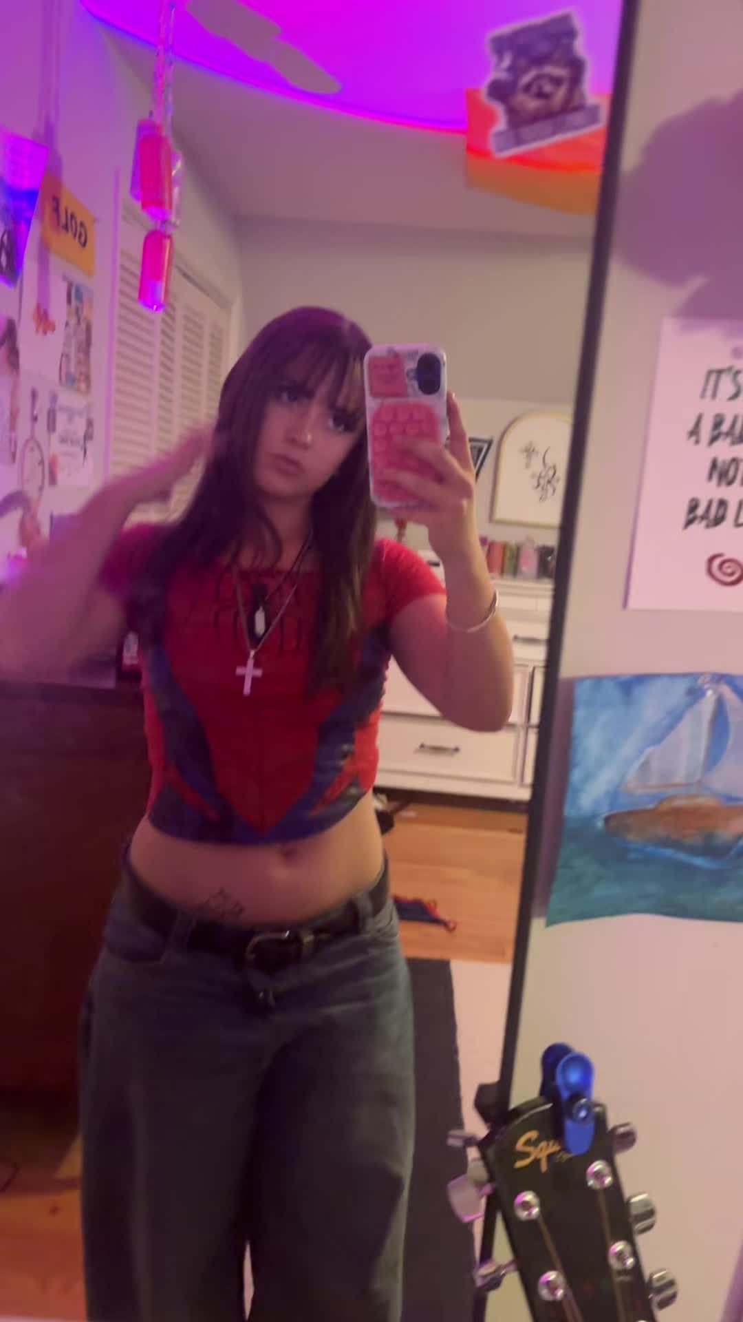 @🪩🏎️Tay🦈🎸