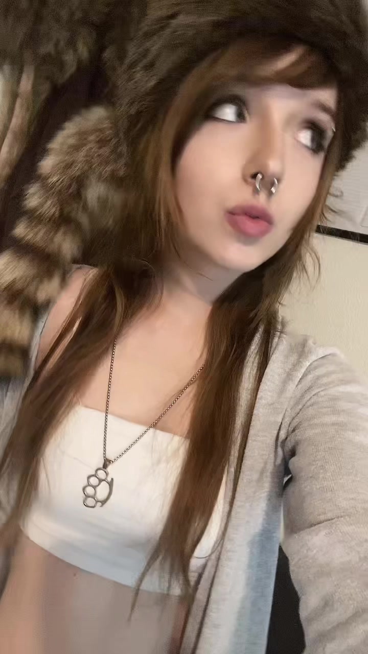 @🧁