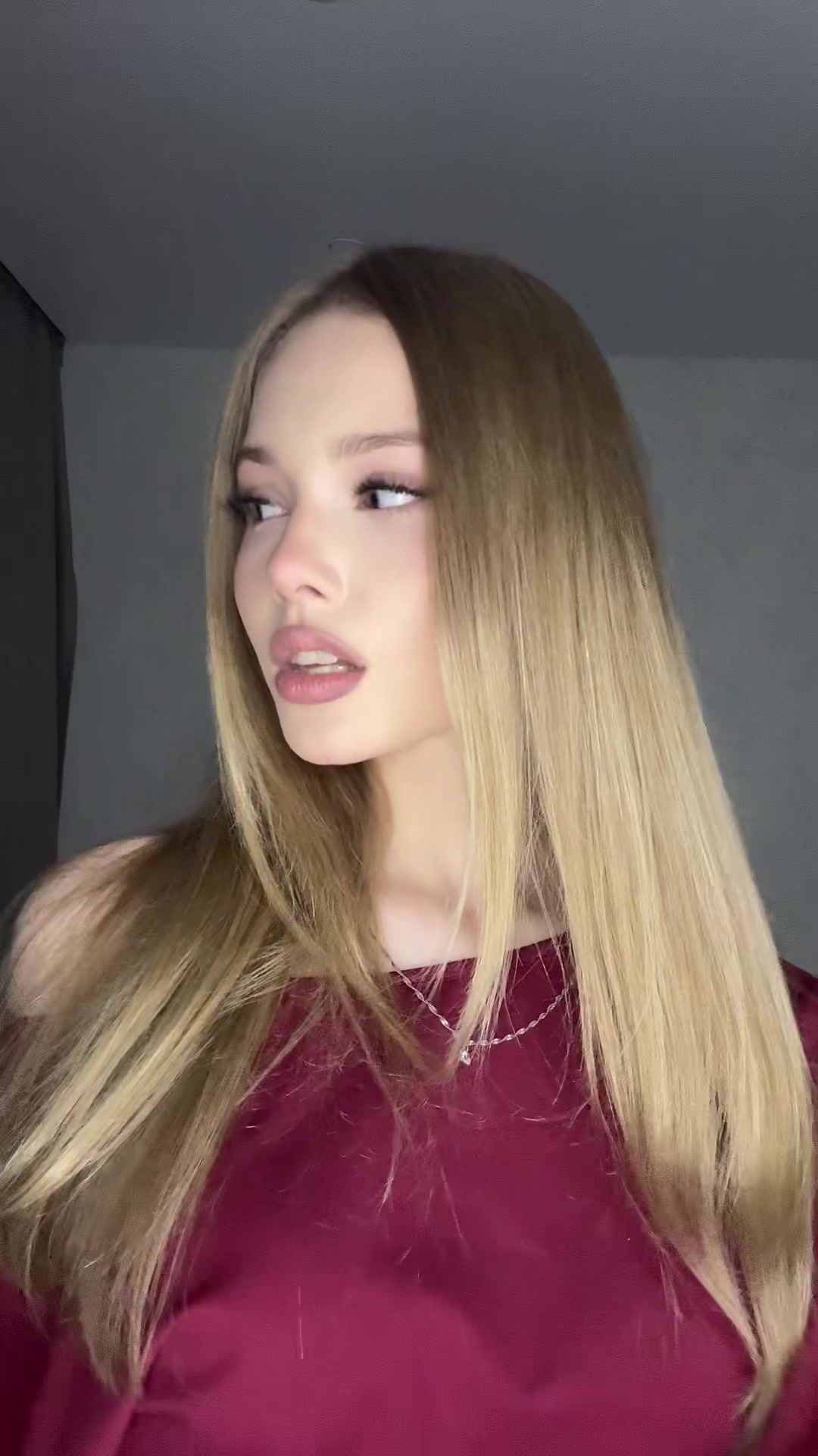 @Á