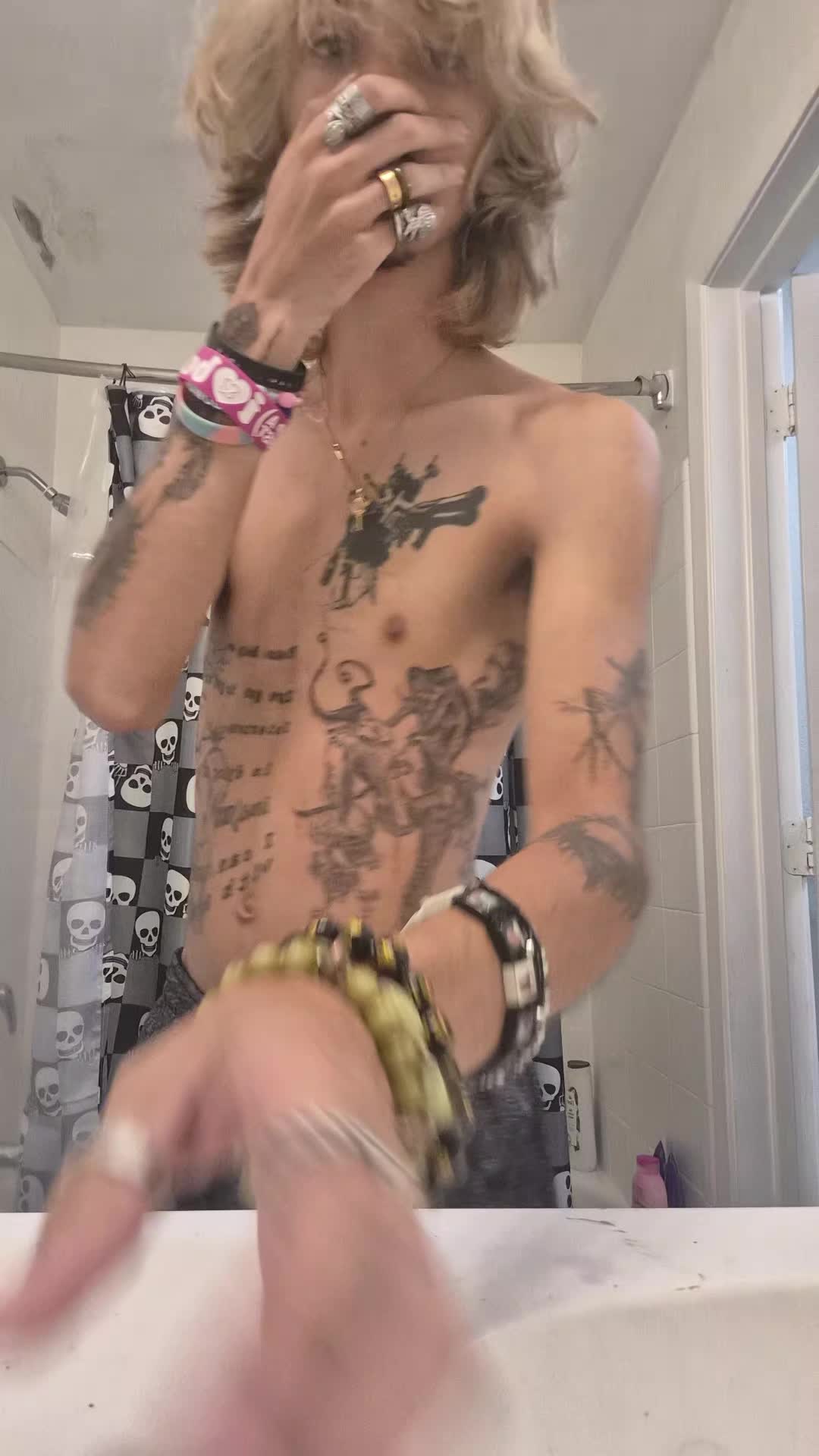 @meow