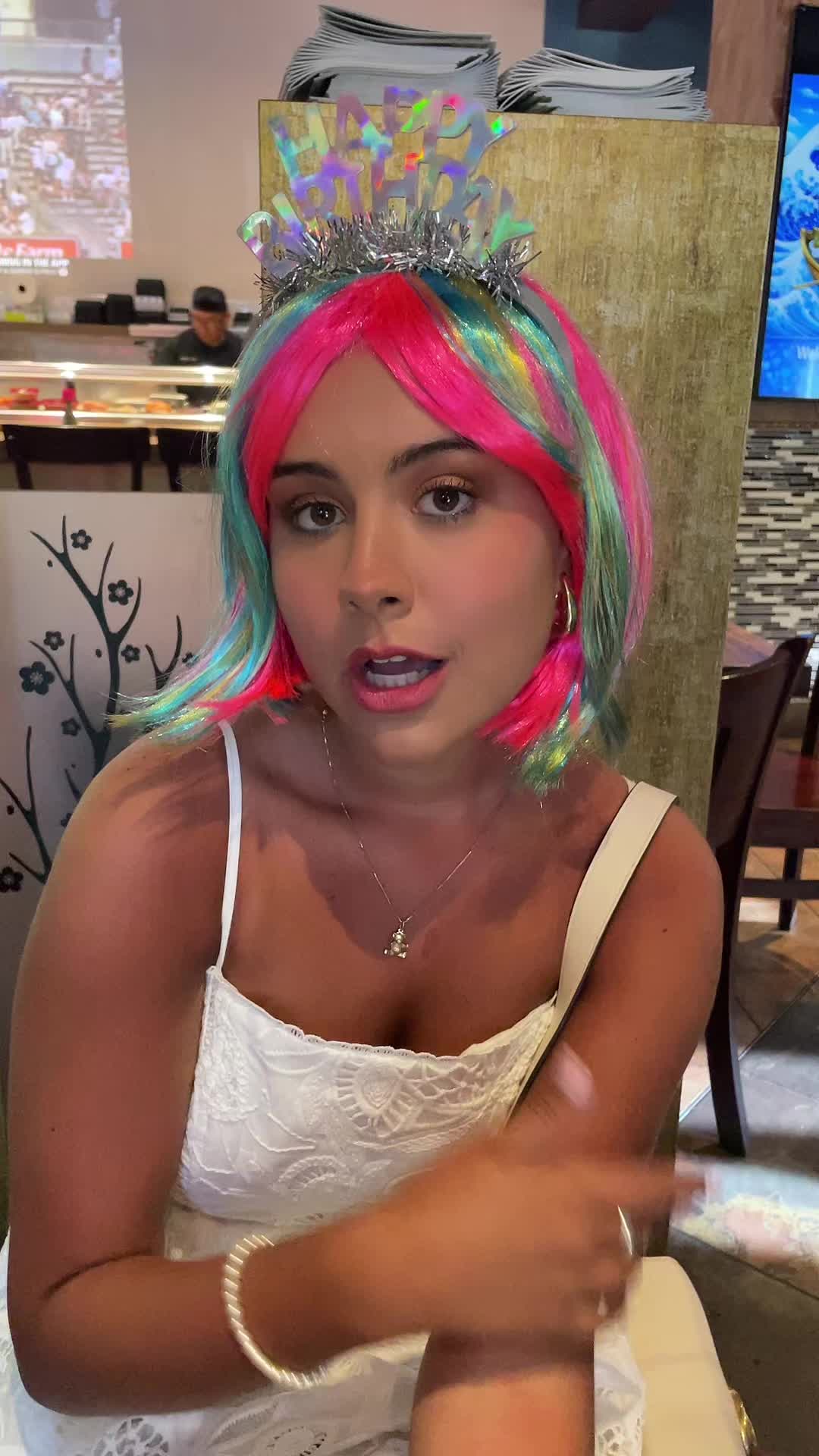 @CAROLINE