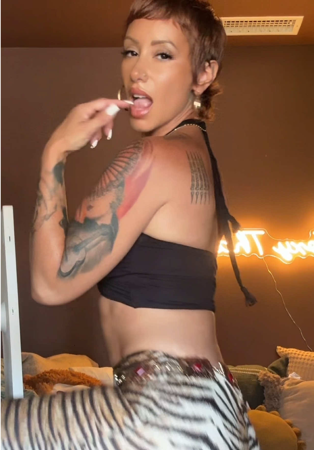 @Alexisthatfox