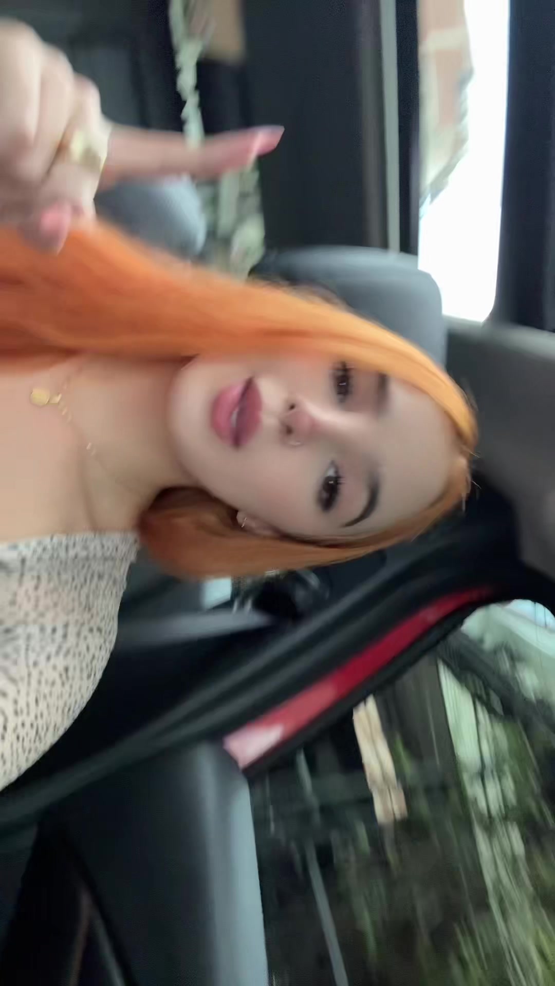 @evelyncastanoo 🧡