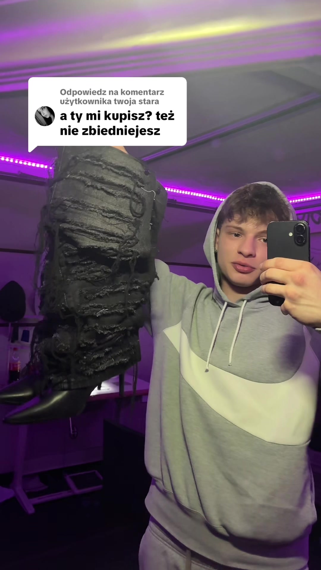 @drippedjeans
