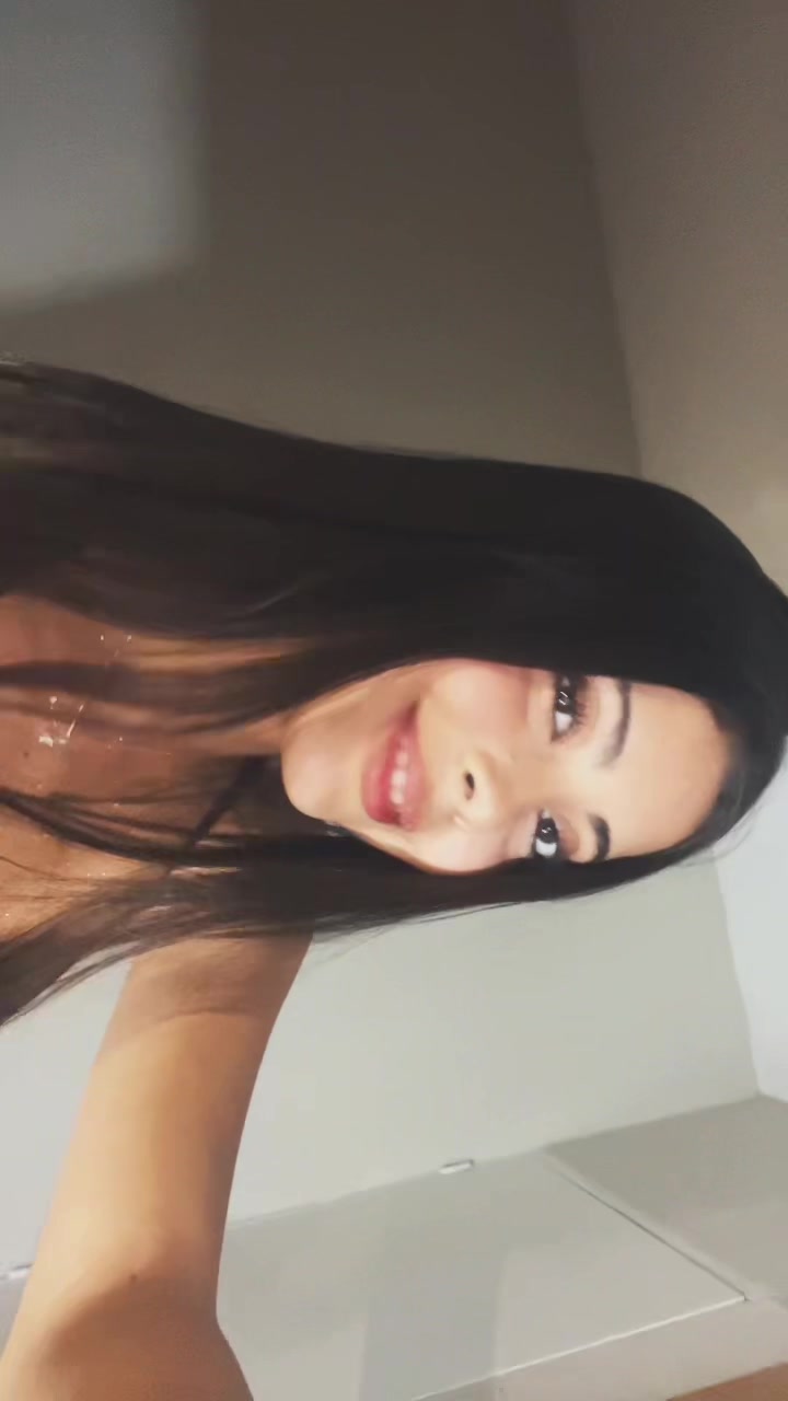 @Mia Molina