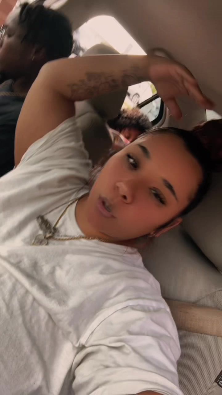 @queennrosee24
