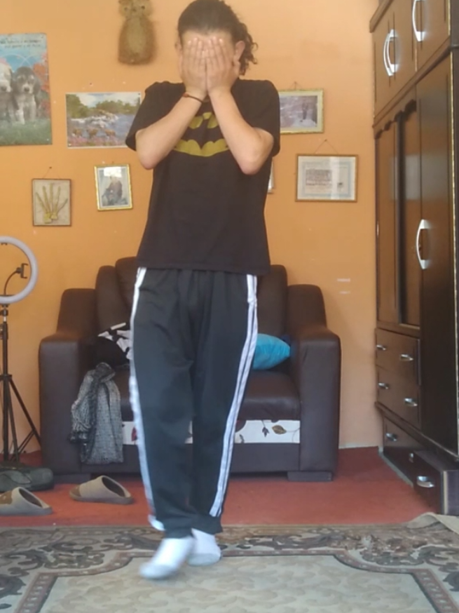 @Luis Mújica
