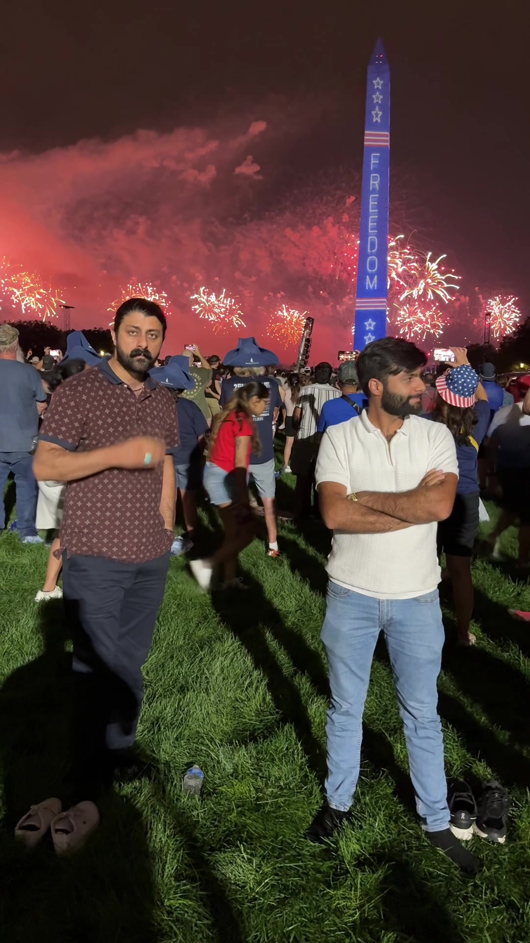 @Ali Malhi 10 🇺🇸🇵🇰