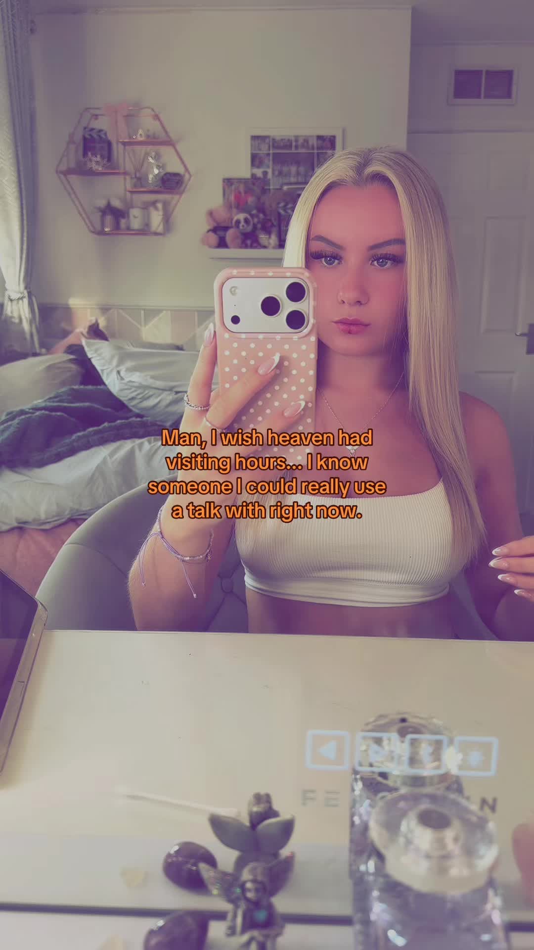 @EmmaMofficial