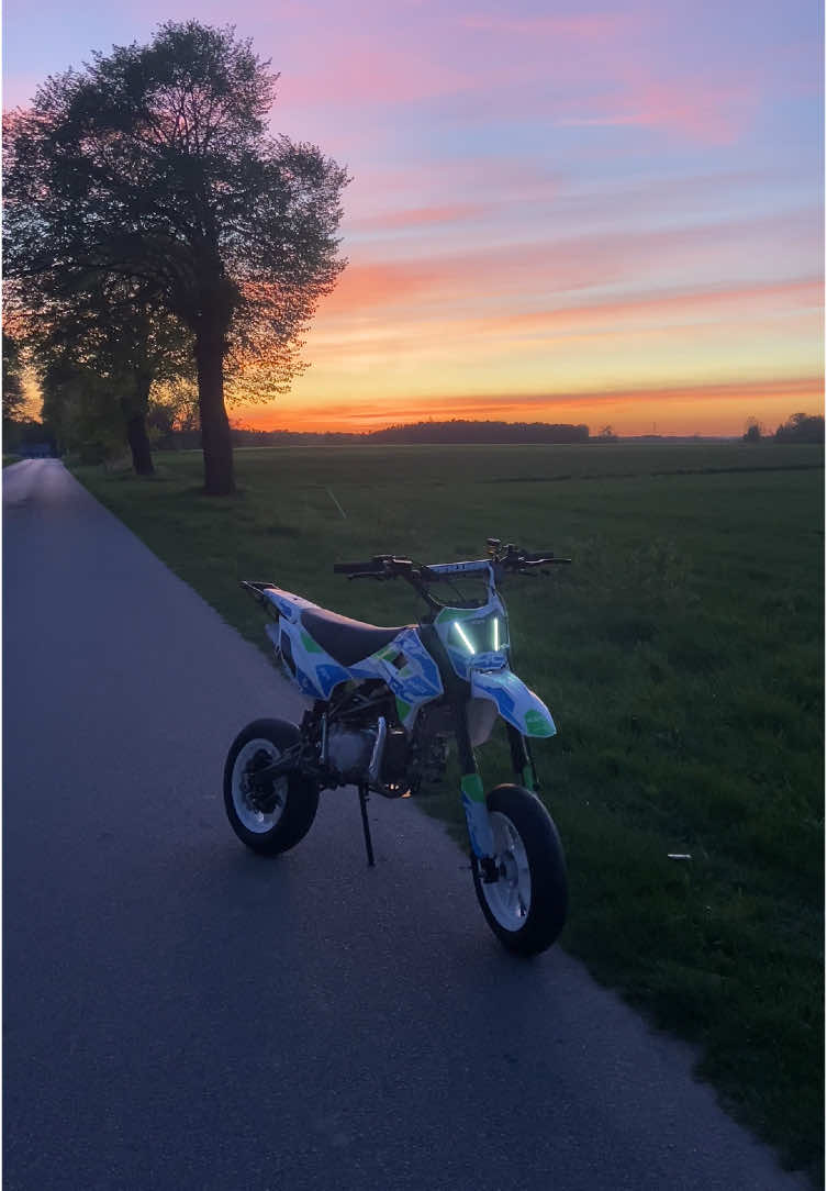@Kondziu