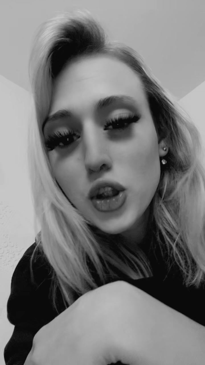 @Sara Aschenbrennero