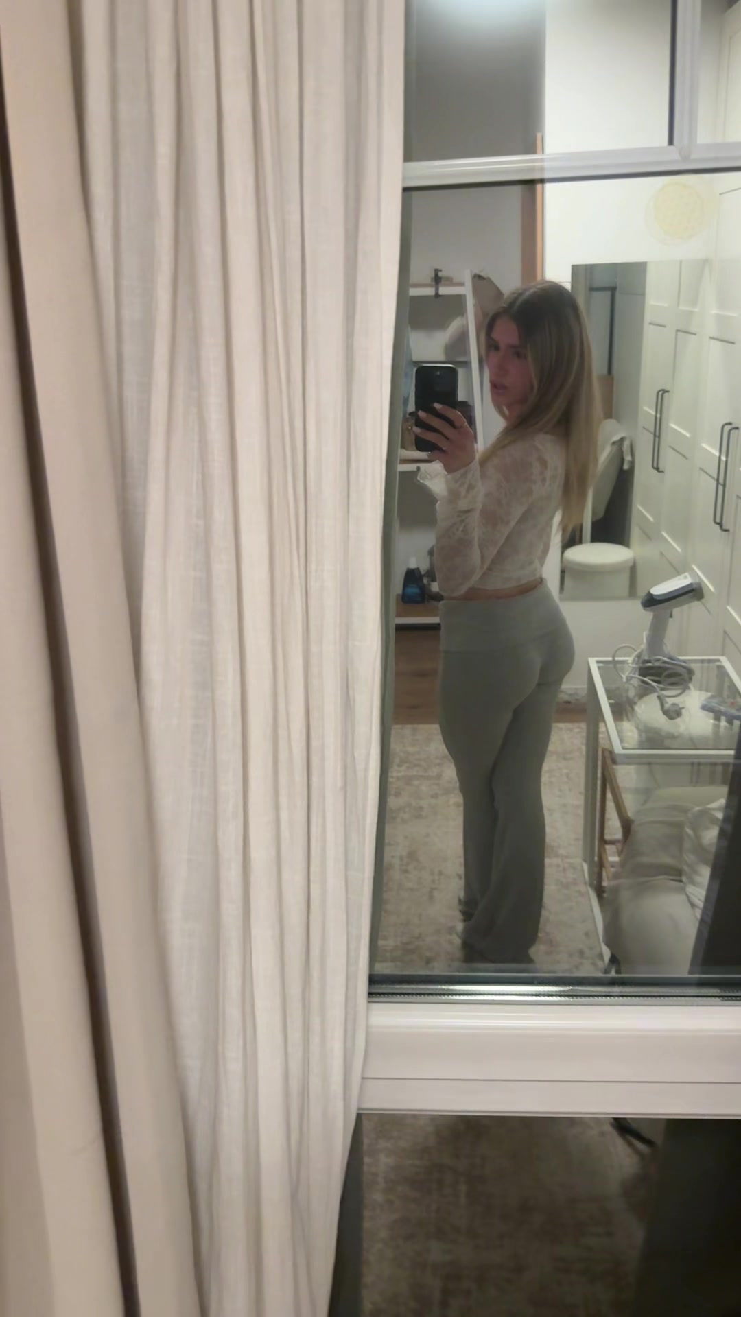 @yourfavblonde