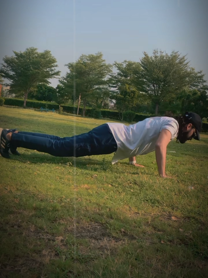 @︻╦╤─♛Tiger Khan🦁