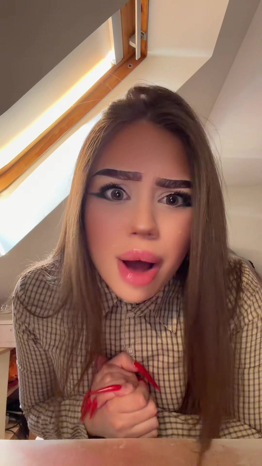 @Lara Lakatos