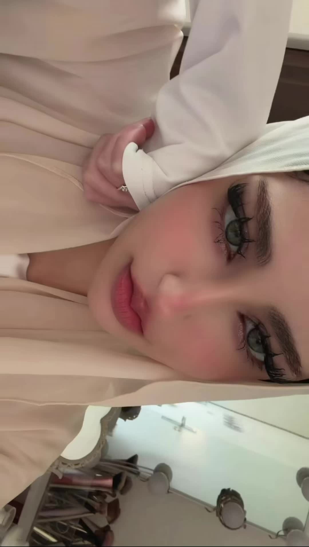 @𝐿𝑎𝑦𝑎𝑛🪽