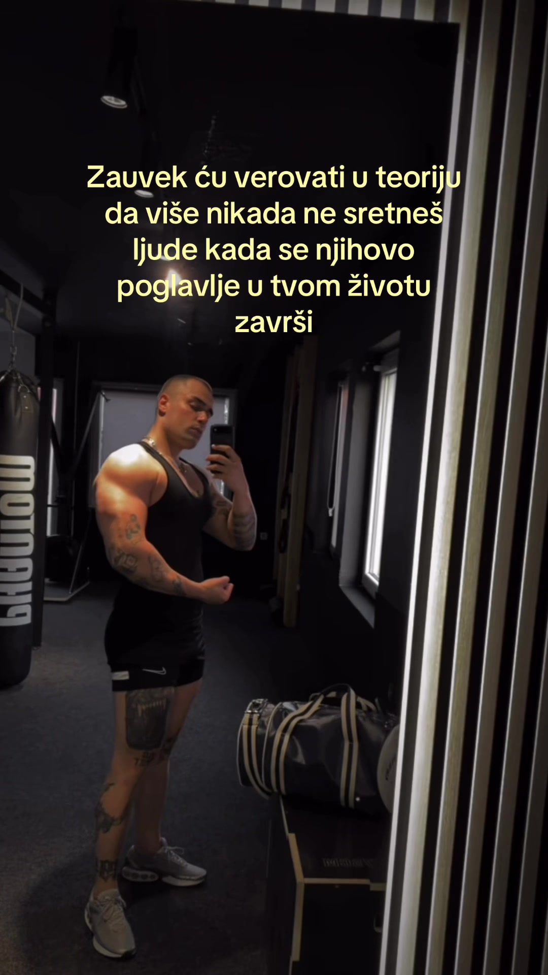 @V U K
