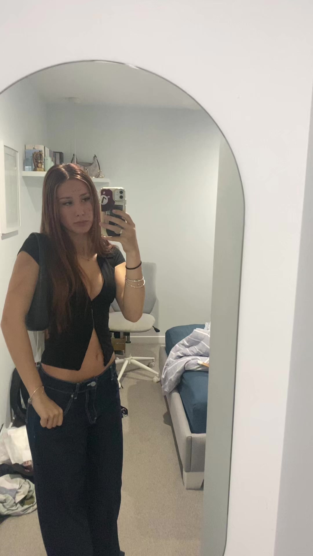@mia x