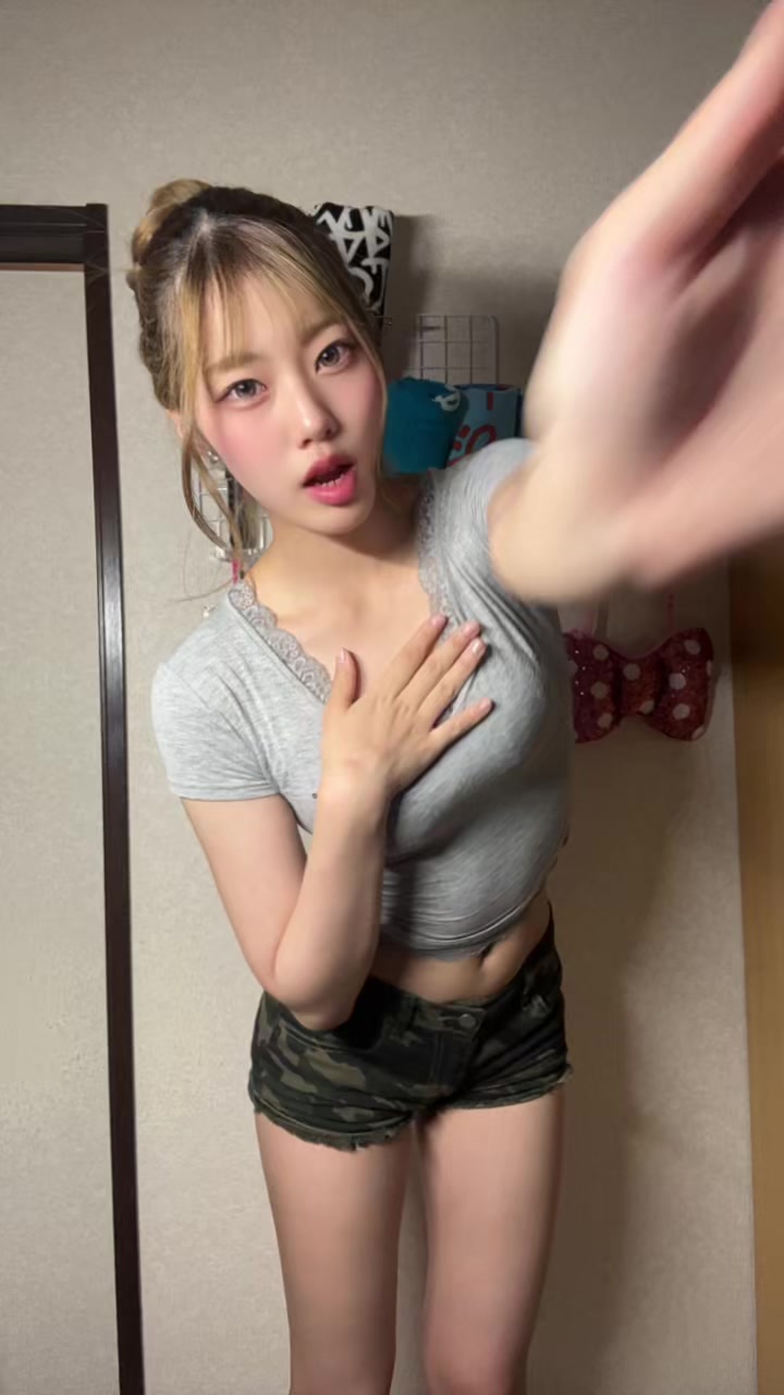 @にぱ(ᐢ⸝⸝˙Ⱉ˙⸝⸝ᐢ)