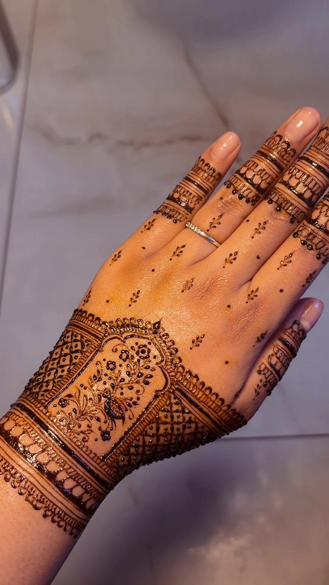 @ਈਸ਼ Mehndi