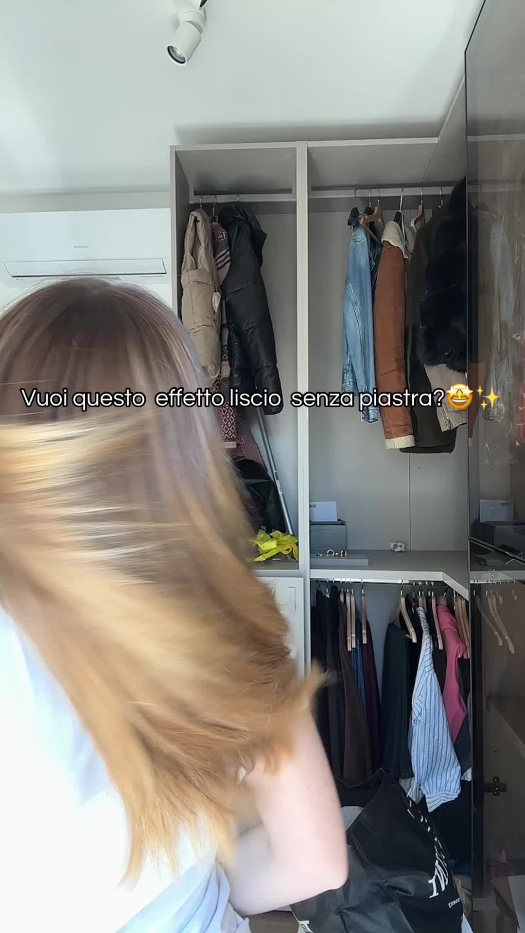 @Elenadellamico