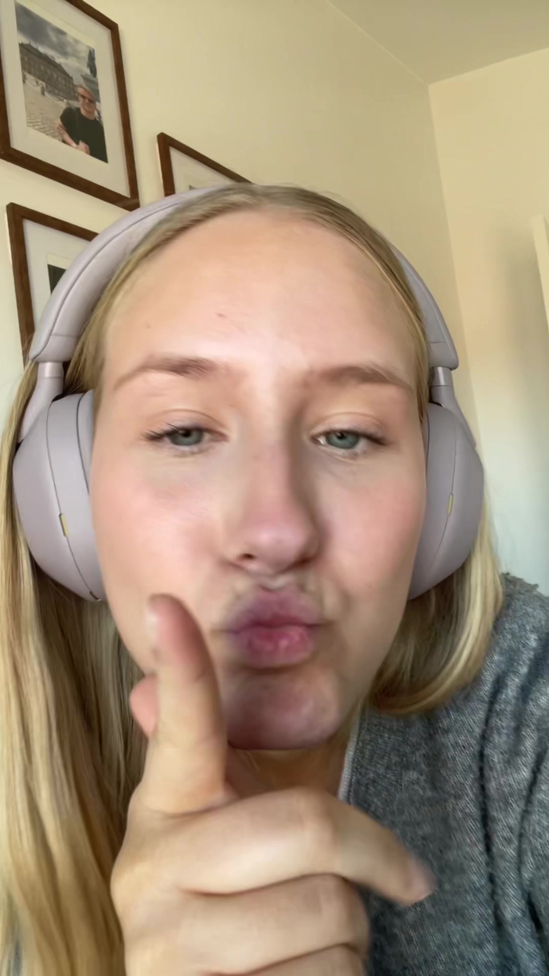 @Elsa