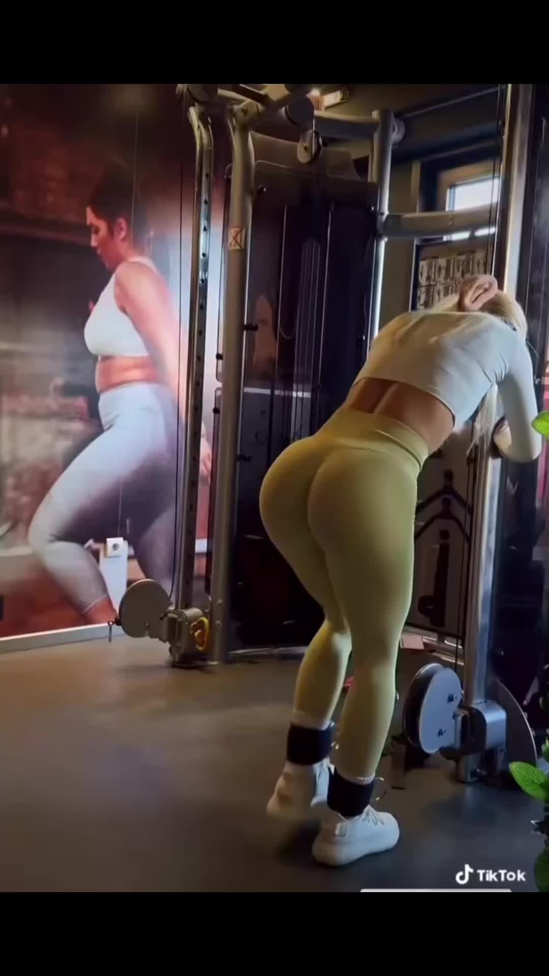 @Emaaxx