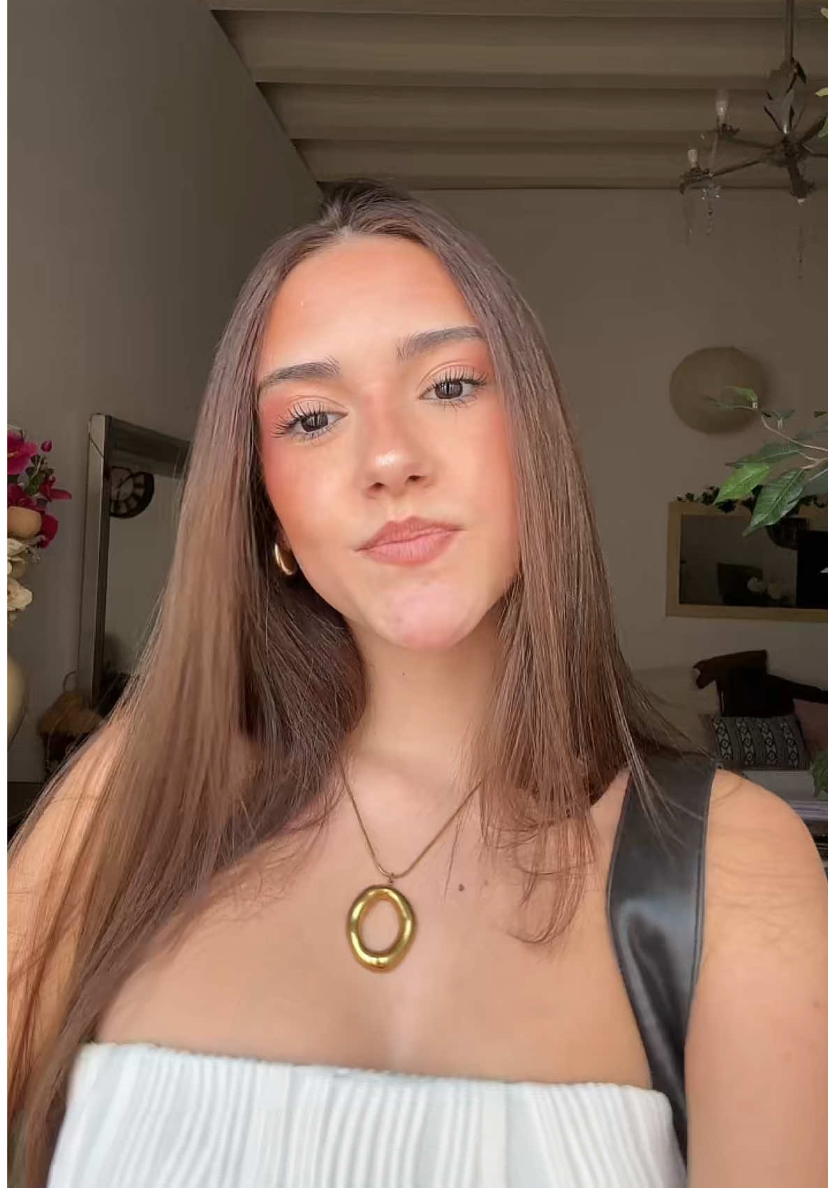 @𝒐𝒍𝒊𝒗𝒊𝒂𝒔𝒂𝒏𝒛