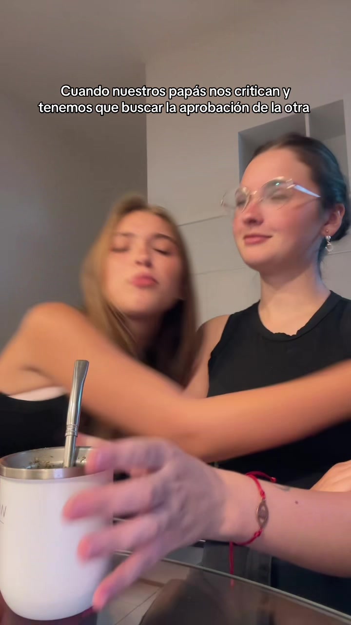 @mileeazul