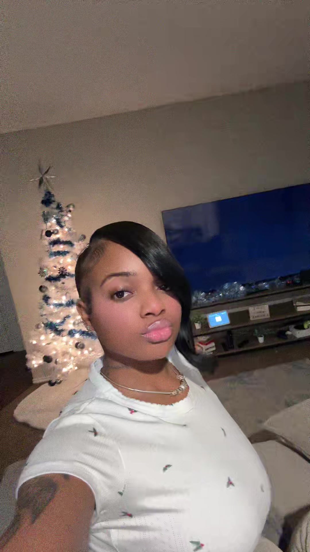 @Ari