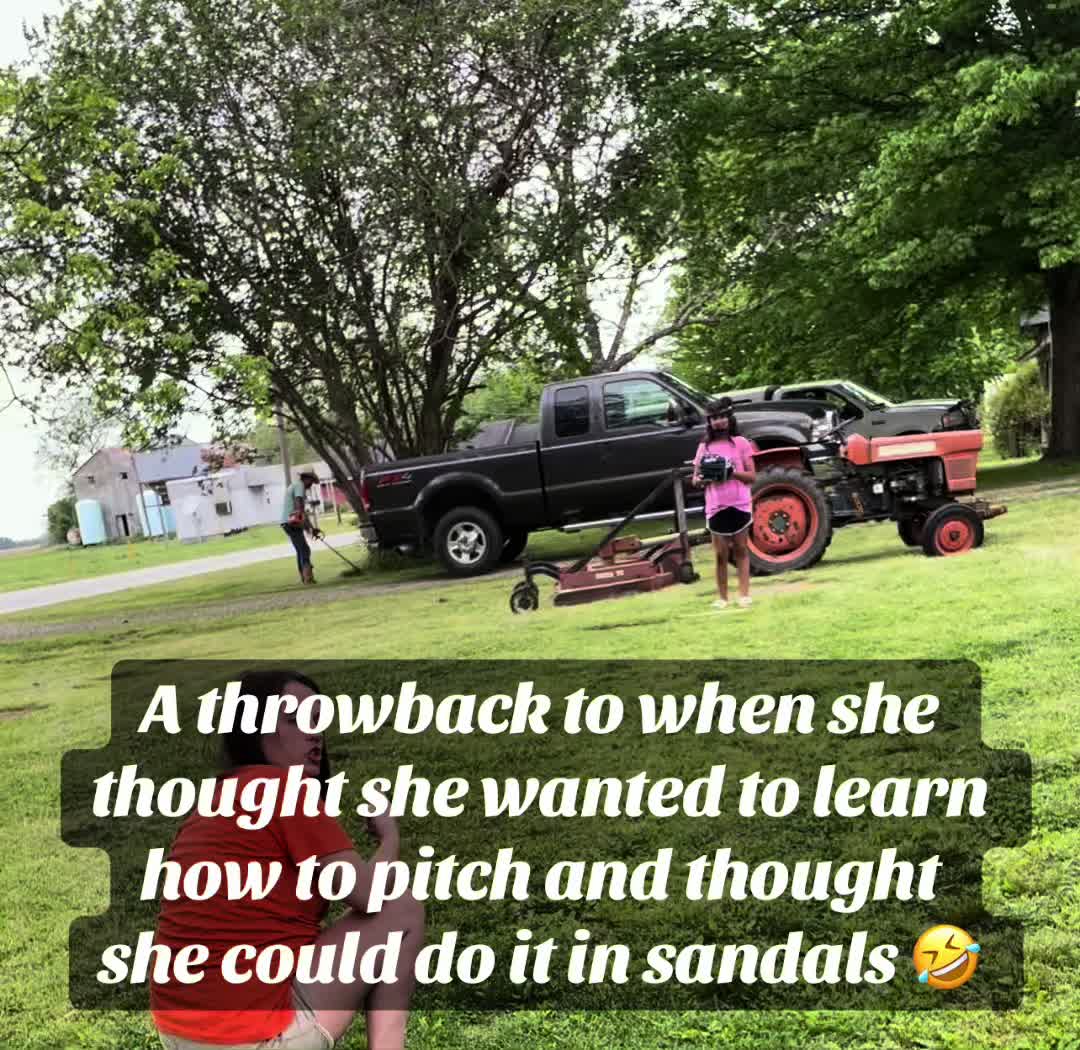 @Jaclyn Collins ✏️🥎📣