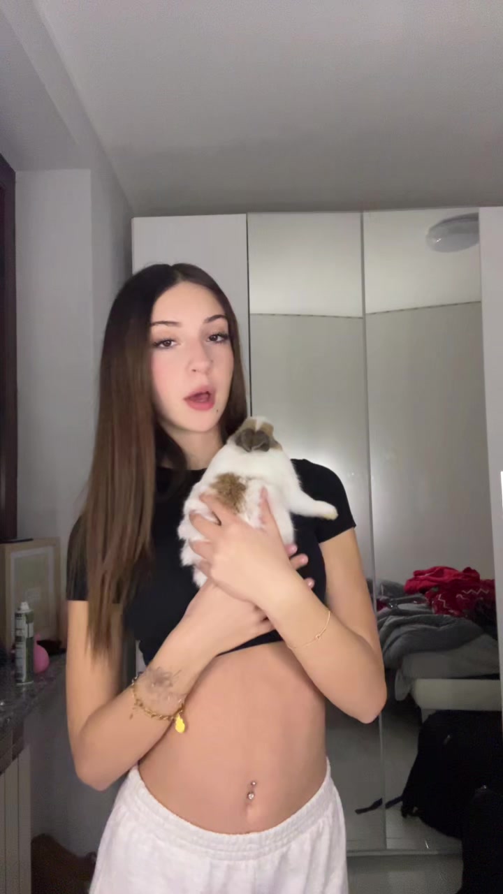 @𝒶𝓈𝒾ℯ𝓉𝓉𝒶💫