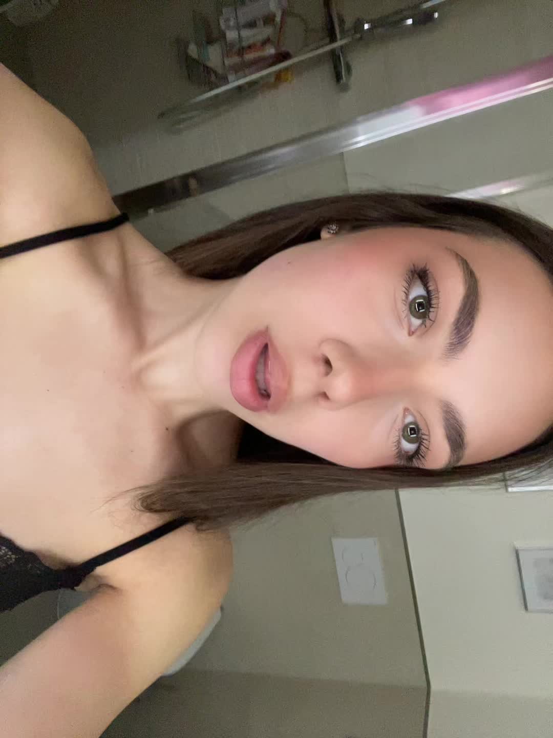 @ilaria