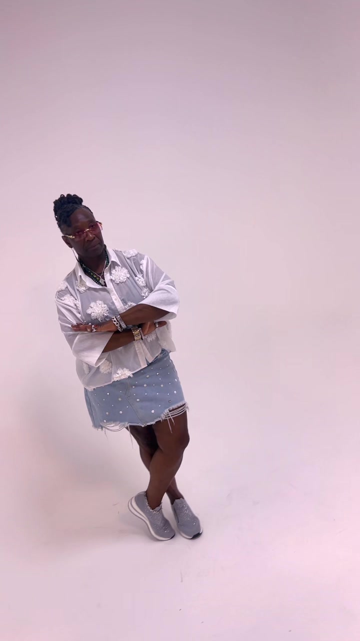 @Miss queen fabulous