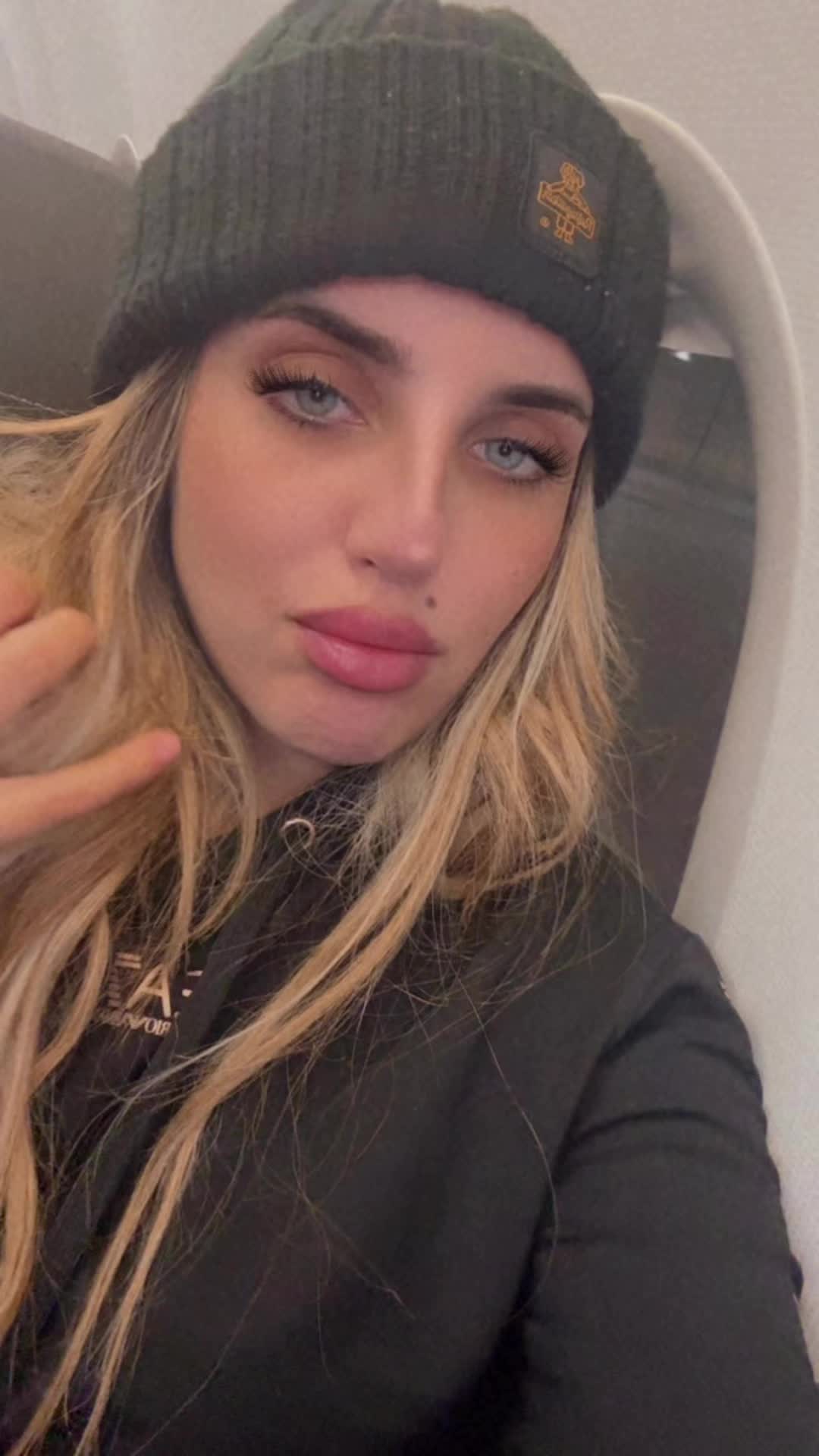 @nievo_
